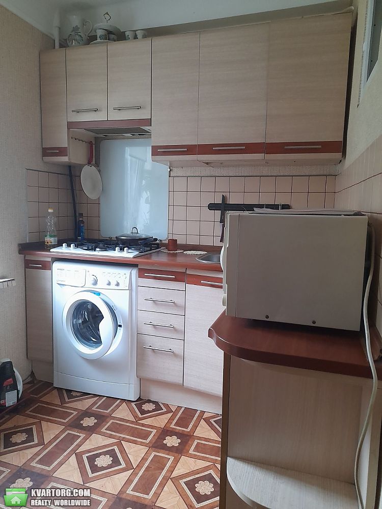 Rent out 1-room apartment. Киев, Шолом Алейхема — photo 1