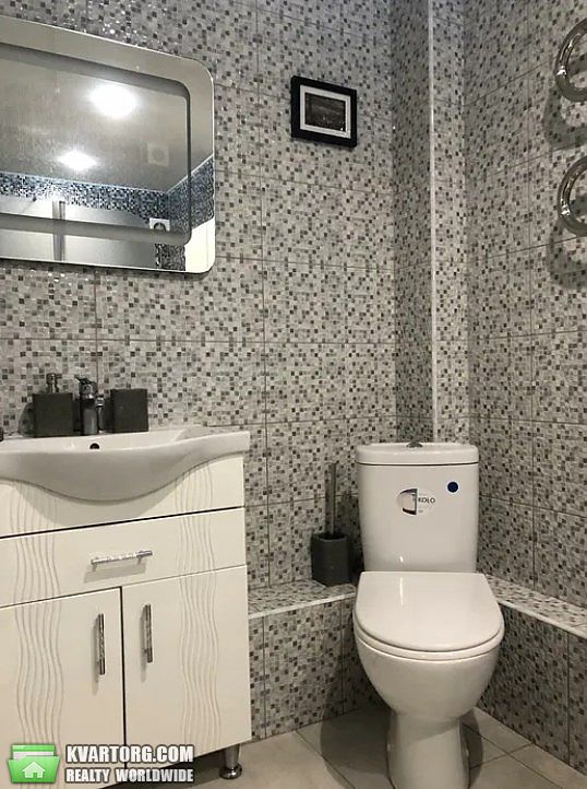 Rent out 1-room apartment. Киев,  Лабораторная — photo 5