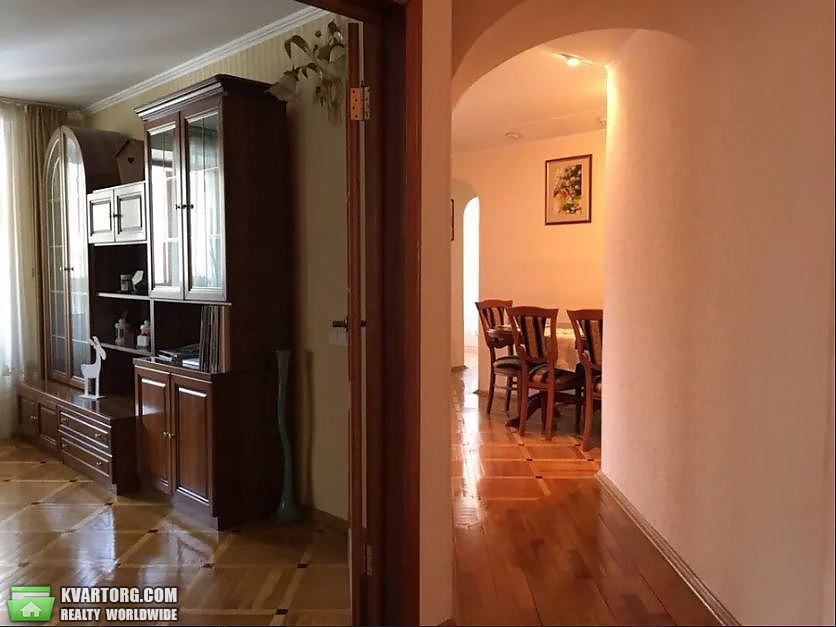 Sell 5-room apartment. Киев,  Драгоманова — photo 8