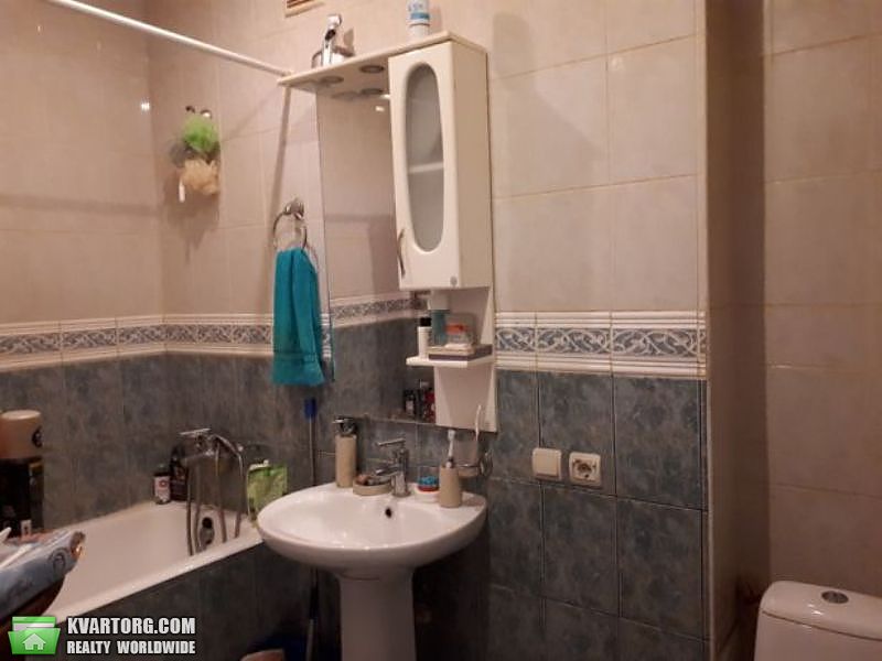 Sell 2-room apartment. Киев,  Строителей — photo 5