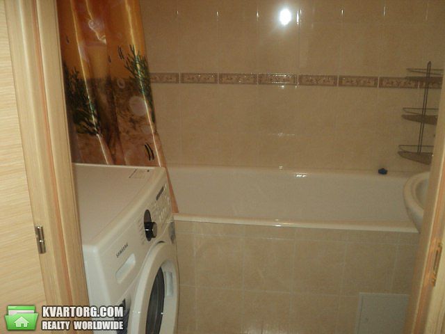 Rent out 2-room apartment. Киев, Милославская — photo 4