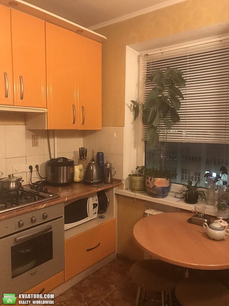 Sell 2-room apartment. Киев,  Автозаводская — photo 4