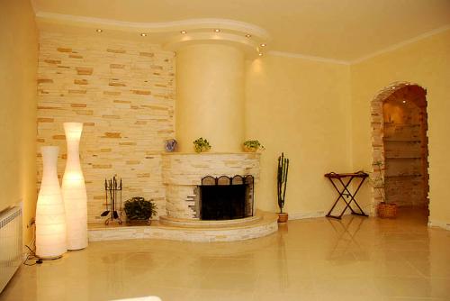 Rent out house. Киев,  Русановские Сады — photo 1