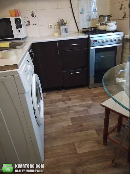 Rent out 1-room apartment. Киев,  Соломенская — photo 1