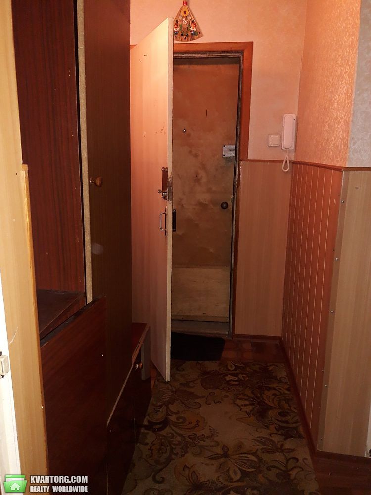 Rent out 1-room apartment. Днепропетровск, Красный Камень — photo 4