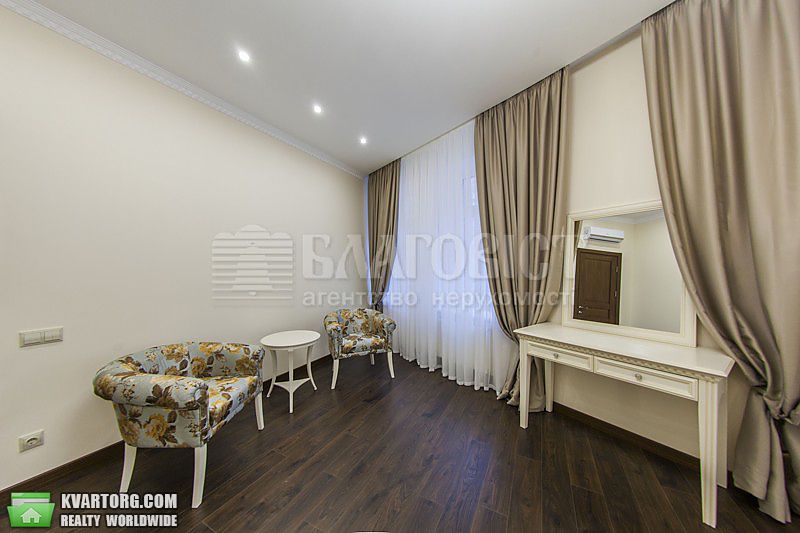 Rent out 3-room apartment. Киев,  Щорса — photo 6