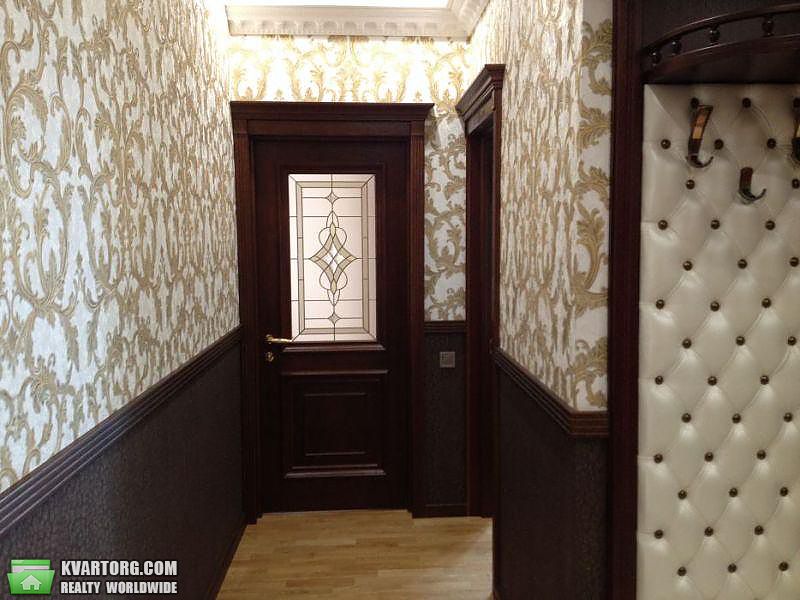 Rent out 3-room apartment. Киев,  Жилянская — photo 9