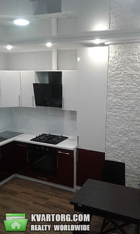 Rent out 1-room apartment. Киев, Практичная — photo 1