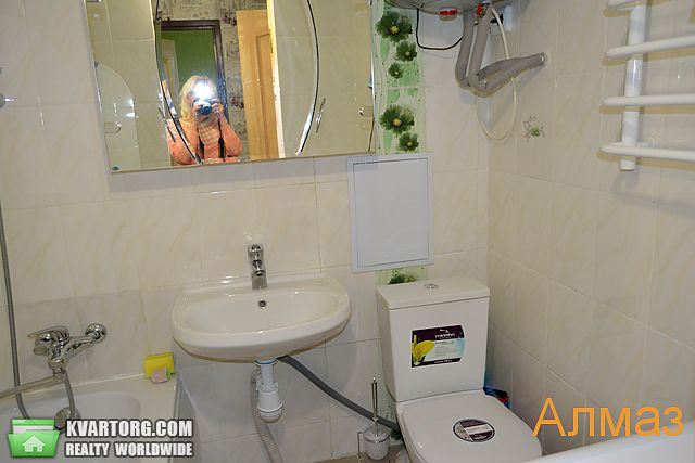 Sell 1-room apartment. Киев,  Заводская — photo 4