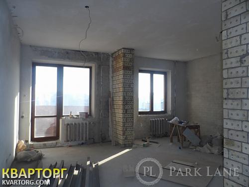 Sell 4-room apartment. Киев,  Срибнокильская — photo 1