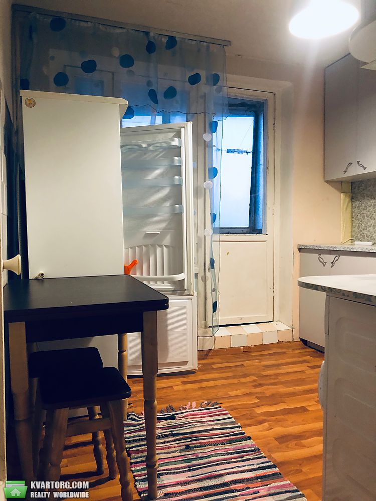 Rent out 2-room apartment. Киев, Жмаченко — photo 7