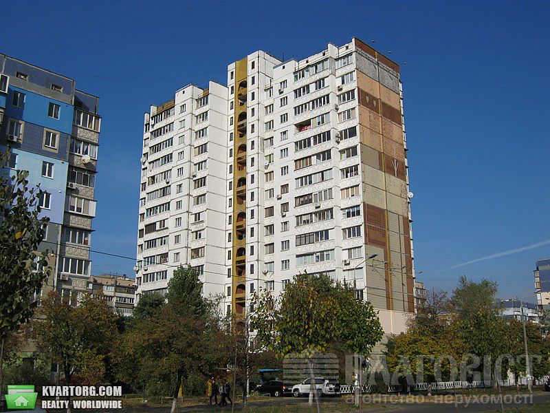Sell 2-room apartment. Киев,  Бажана — photo 1