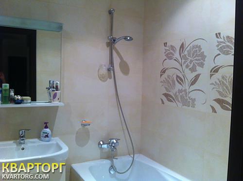 Rent out 3-room apartment. Киев, Героев Сталинграда пр — photo 8