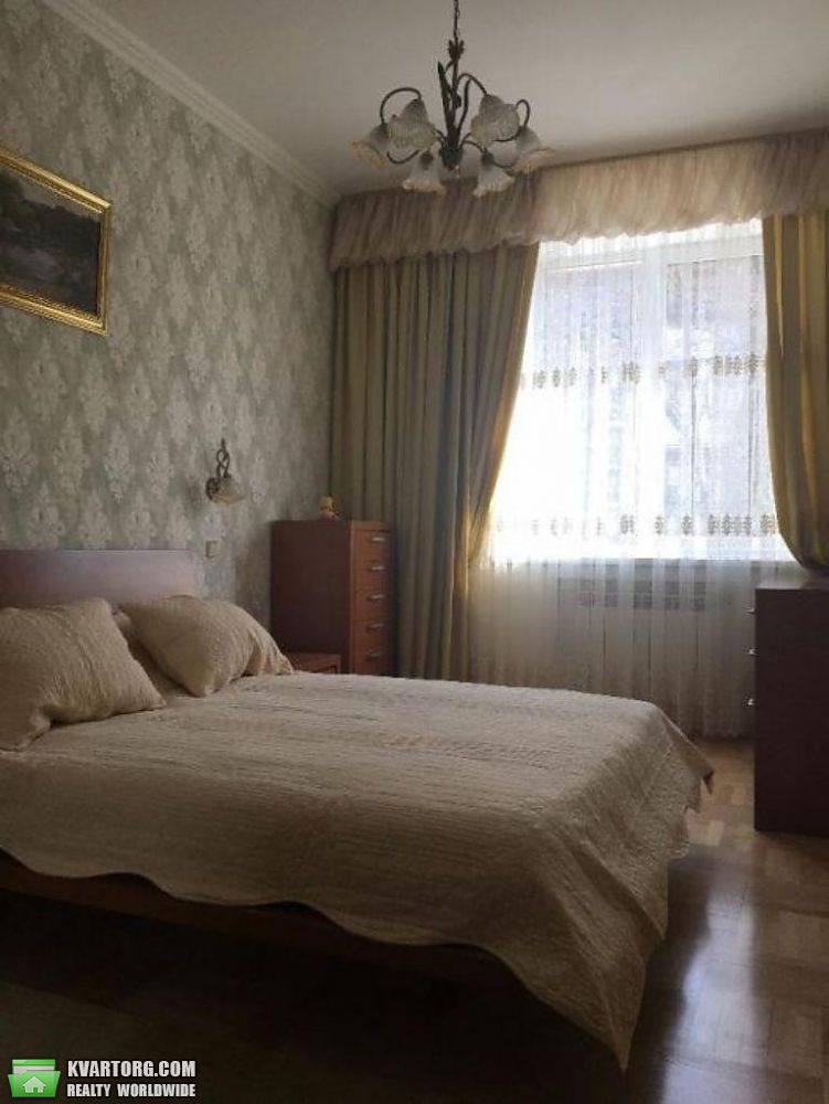 Rent out 2-room apartment. Киев,  Цитадельная — photo 4