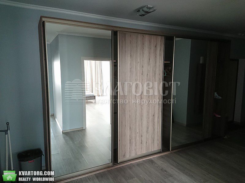 Rent out 3-room apartment. Киев,  Воссоединения пр — photo 5