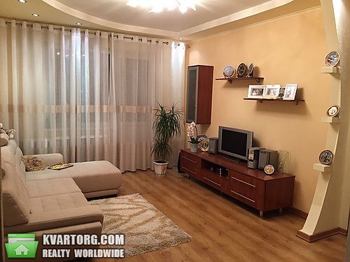 Sell 3-room apartment. Киев,  Маяковского — photo 1