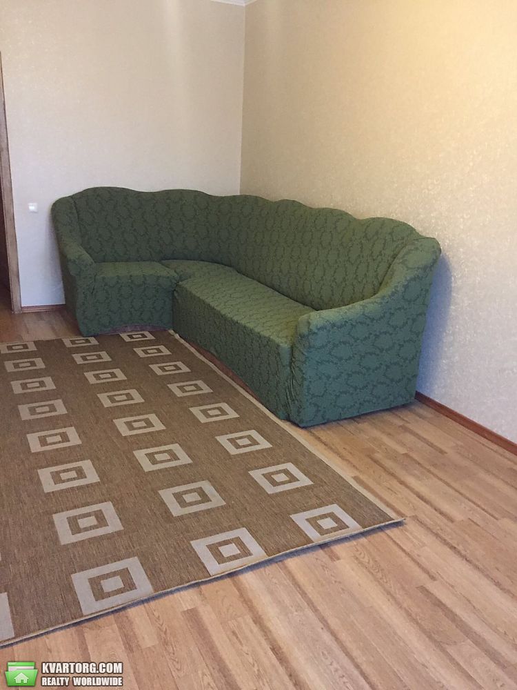 Rent out 2-room apartment. Киев,  Ахматовой — photo 2