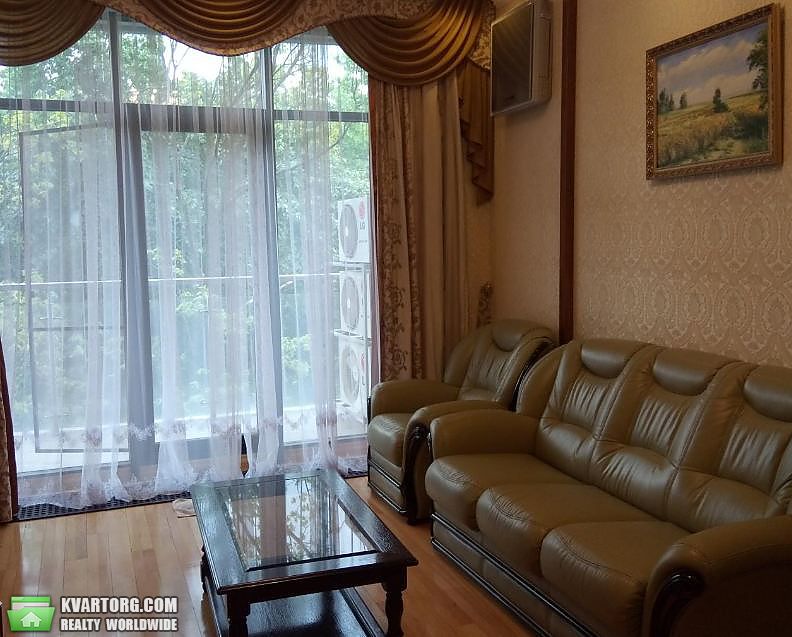 Rent out 3-room apartment. Киев,  Победы пр — photo 9