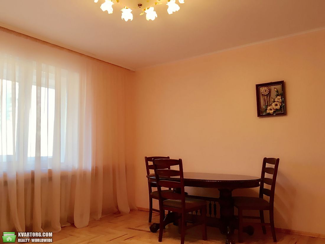 Rent out 4-room apartment. Киев,  Старонаводницкая — photo 5