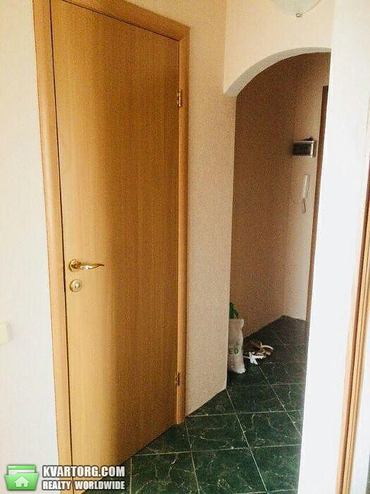 Rent out 2-room apartment. Киев,  Грекова — photo 10