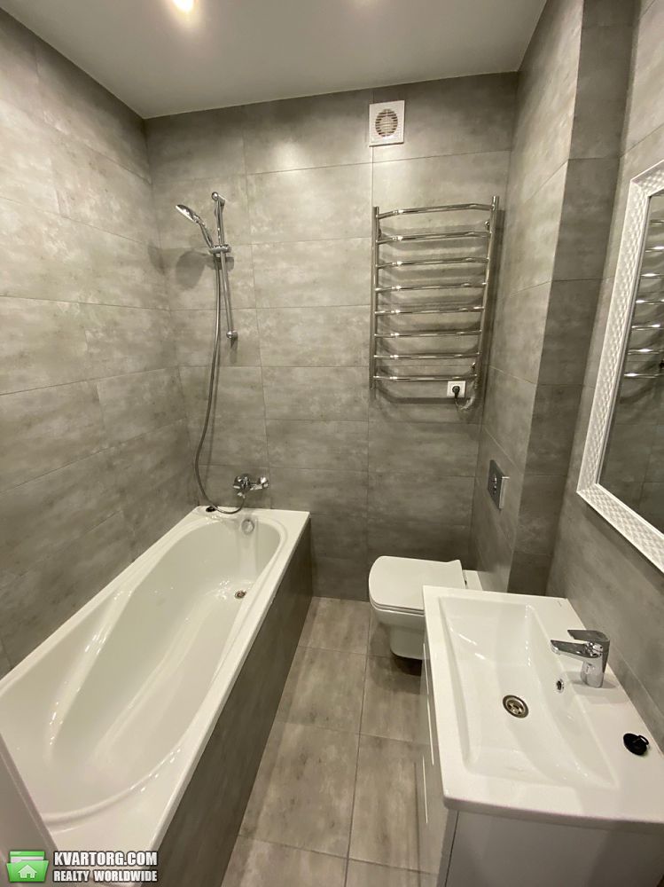 Sell 3-room apartment. Киев, Регенераторная — photo 8