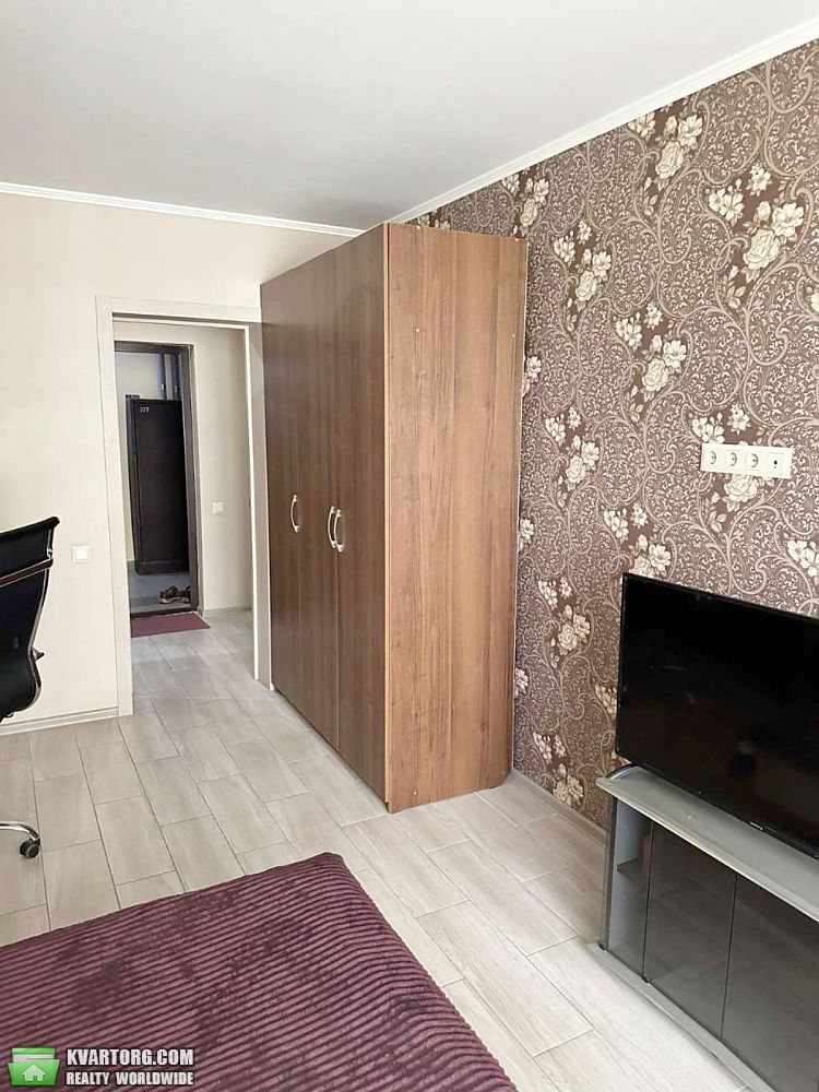 Rent out 1-room apartment. Киев, Донца — photo 5