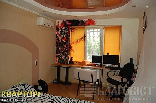 Sell 2-room apartment. Киев,  Вернадского бул — photo 2