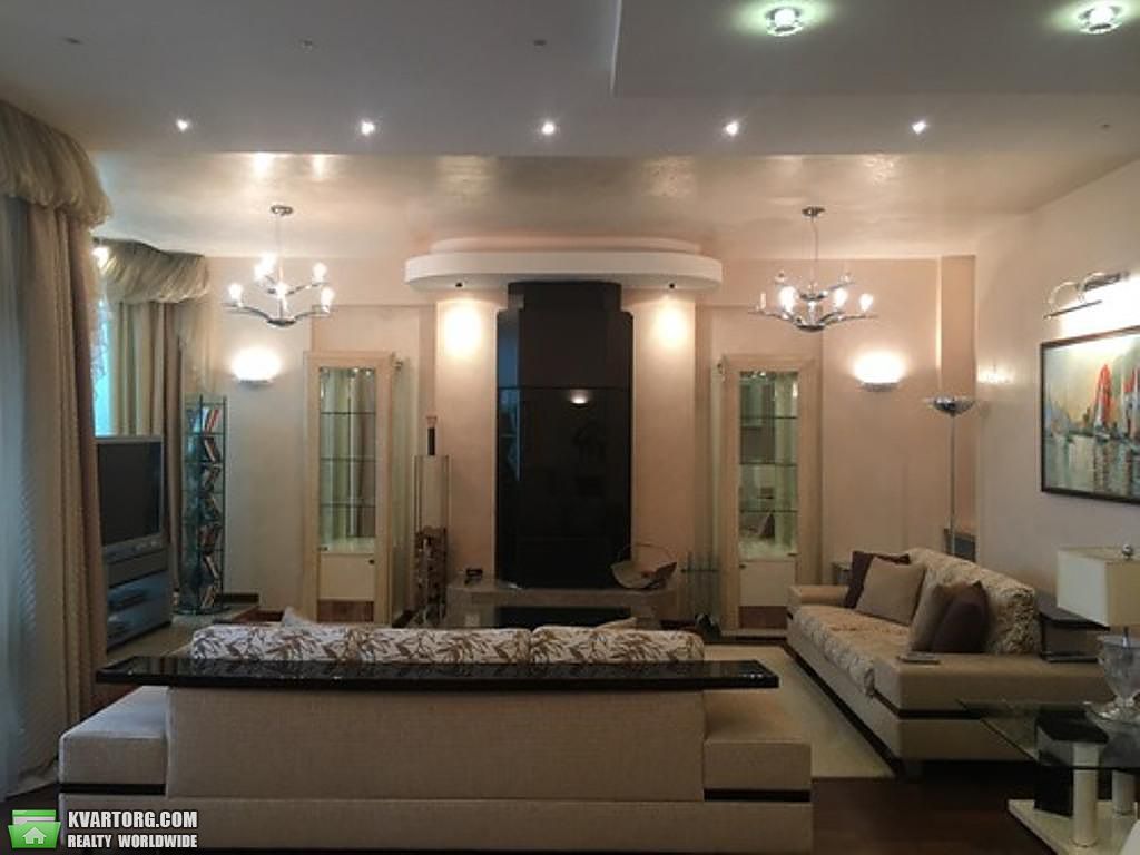Rent out 3-room apartment. Киев, Вознесенский спуск — photo 1