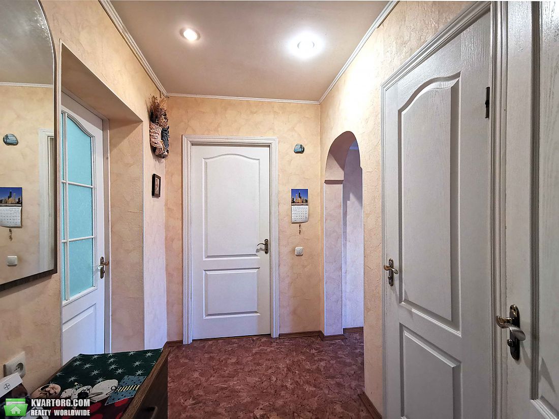 Sell 3-room apartment. Киев,  Невская — photo 2