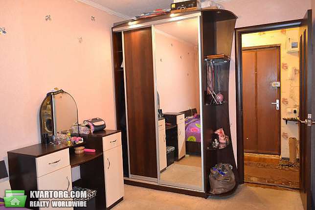 Rent out 2-room apartment. Днепропетровск,  Правды пр — photo 1