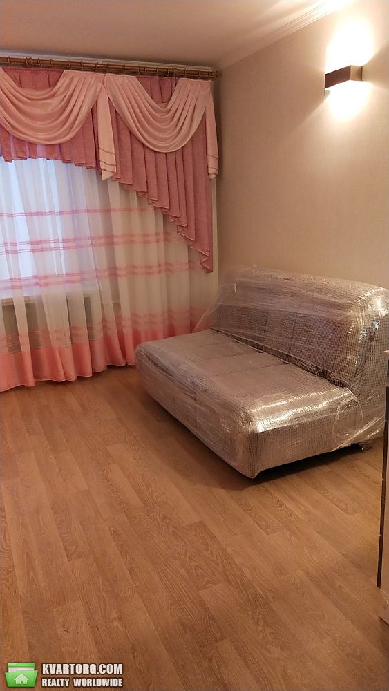 Rent out 2-room apartment. Одесса, Академика  Королёва — photo 2