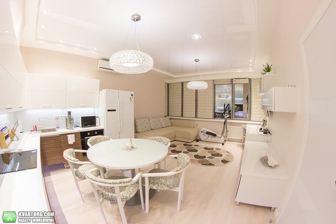 Rent out 2-room apartment. Киев,  Днепровская наб — photo 7