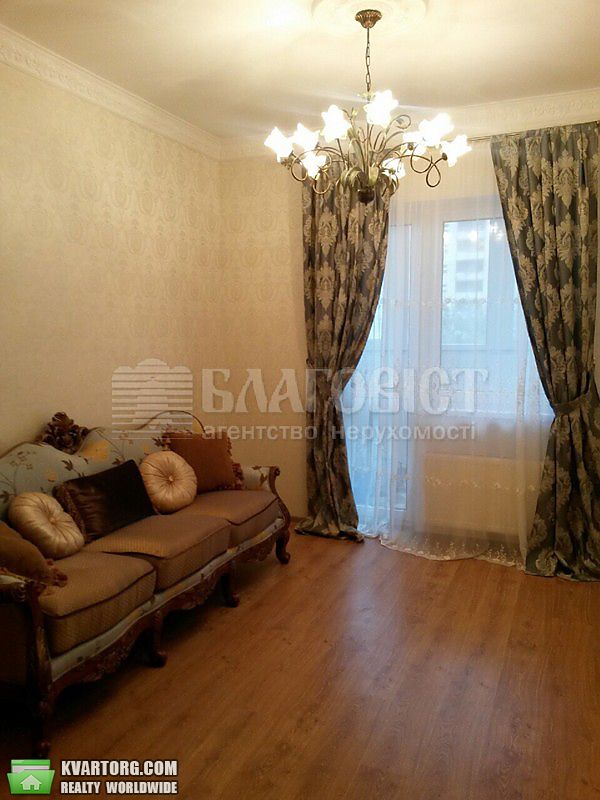Rent out 2-room apartment. Киев,  Драгомирова — photo 1