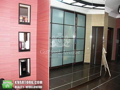 Sell 2-room apartment. Киев,  Щорса — photo 3