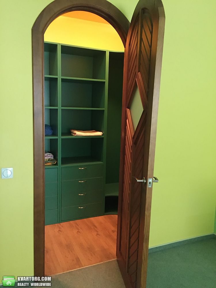 Rent out 3-room apartment. Киев, Порика Василя — photo 8