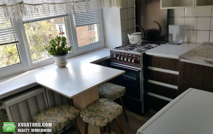 Sell 2-room apartment. Киев,  Васильковская — photo 1