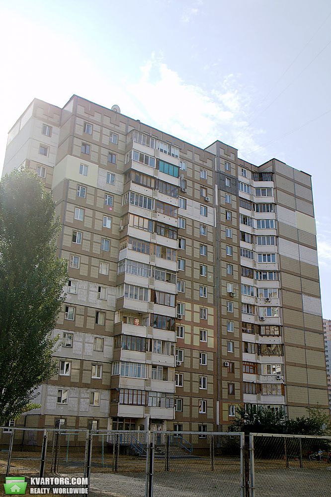 Sell 3-room apartment. Киев,  Гродненская — photo 1