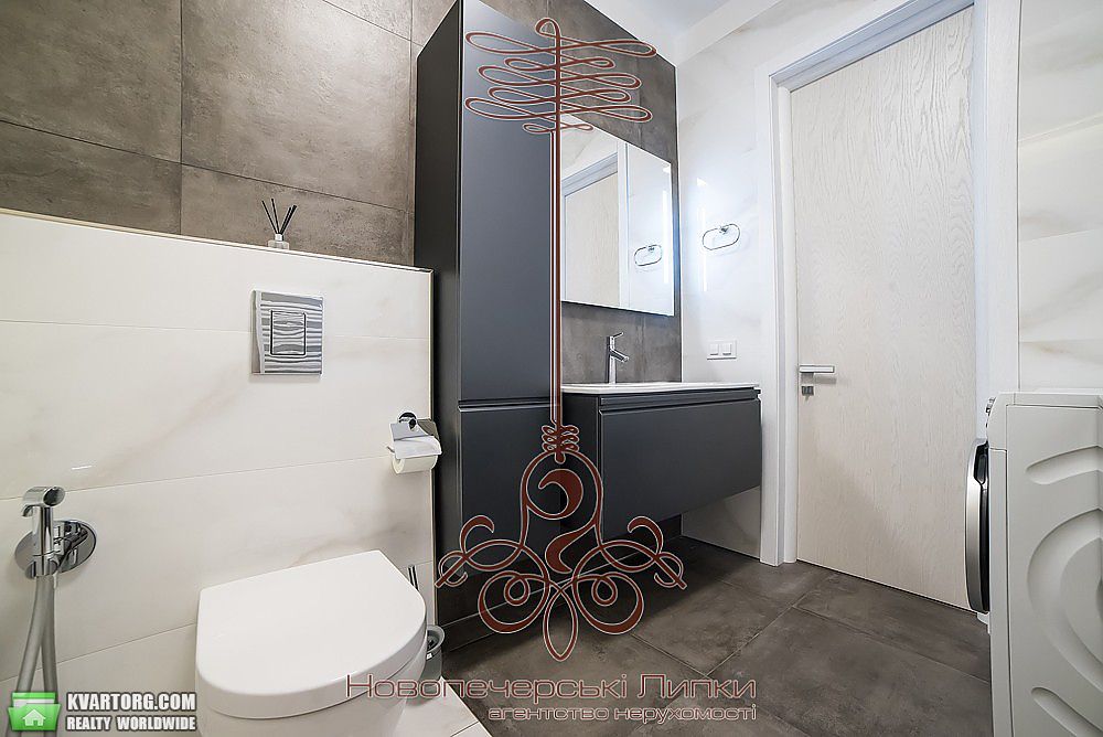 Sell 3-room apartment. Киев,  Драгомирова — photo 3