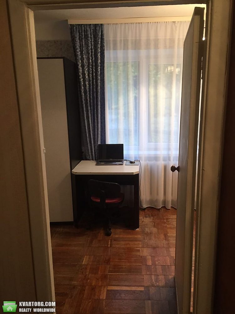 Rent out 2-room apartment. Киев,  Ереванская — photo 3