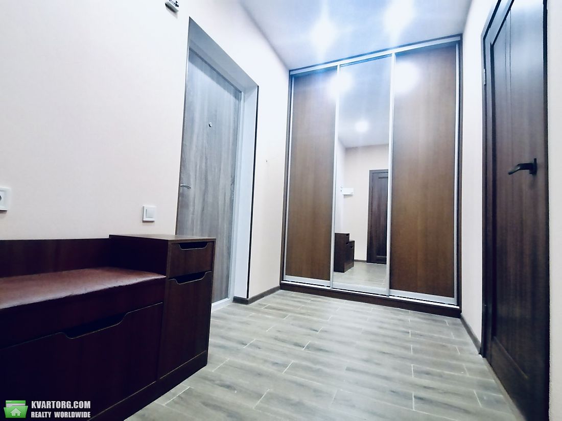 Rent out 1-room apartment. Киев, Теремковская — photo 4