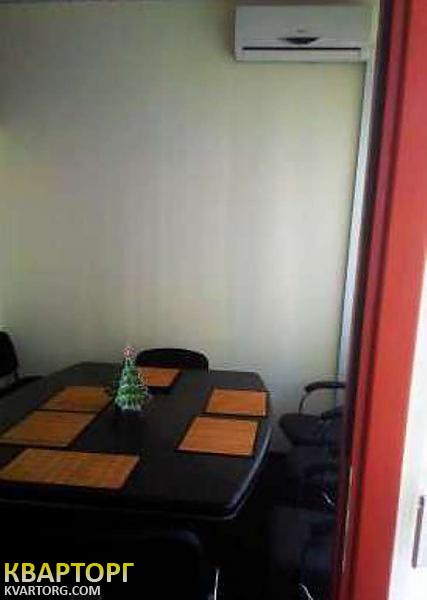 Rent out office. Киев,  Соломенская — photo 1