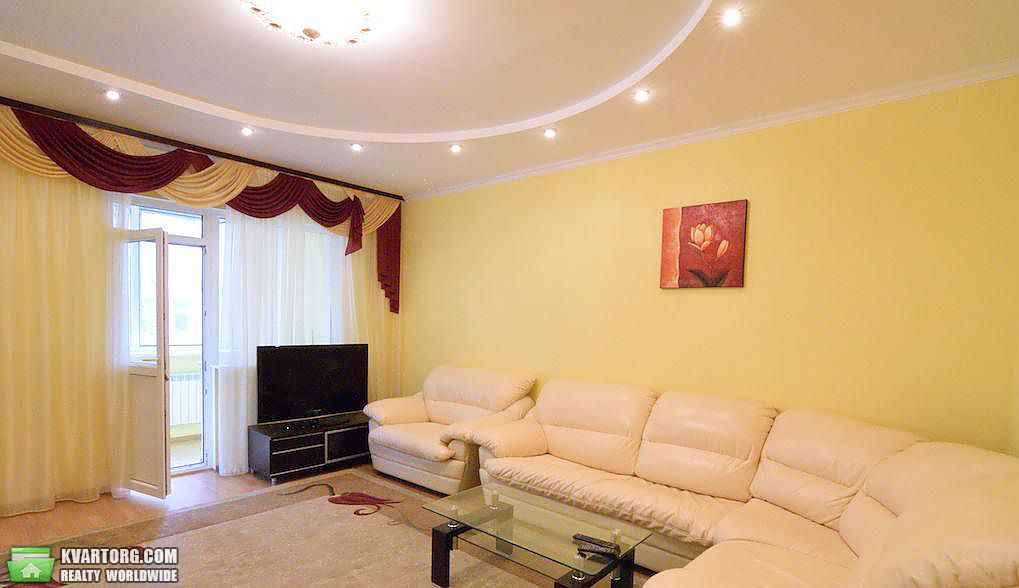 Rent out 4-room apartment. Киев, Саксаганского — photo 1