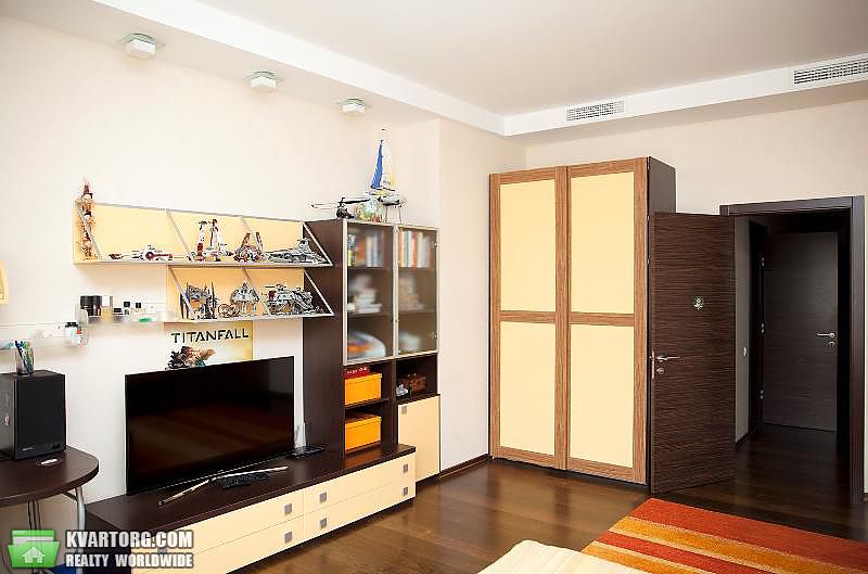 Sell 3-room apartment. Киев,  Барбюса — photo 2