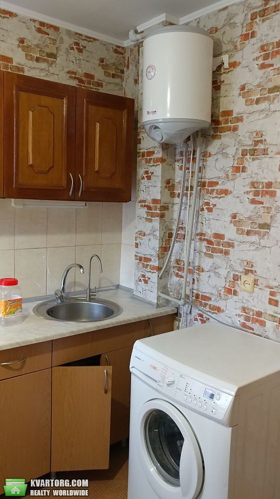 Rent out 2-room apartment. Одесса, Давида Ойстраха — photo 1