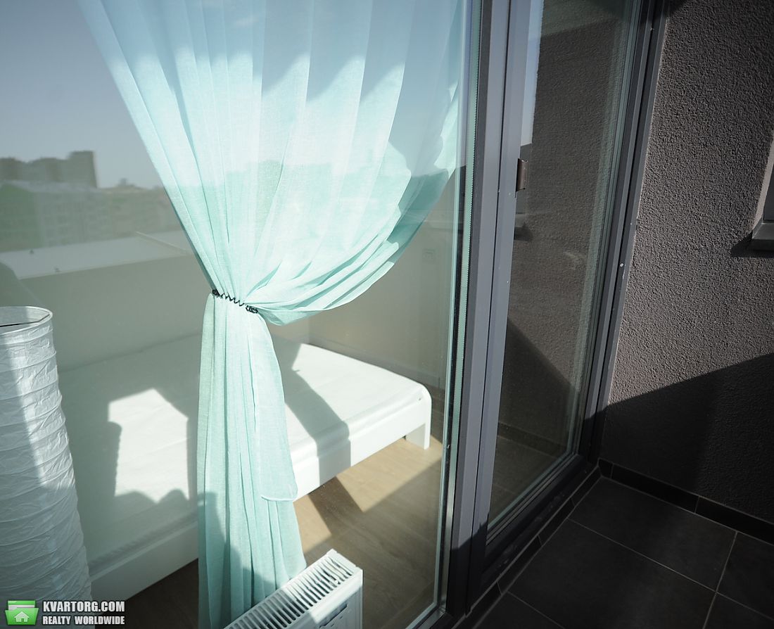 Rent out 1-room apartment. Киев,  Московский пр — photo 9