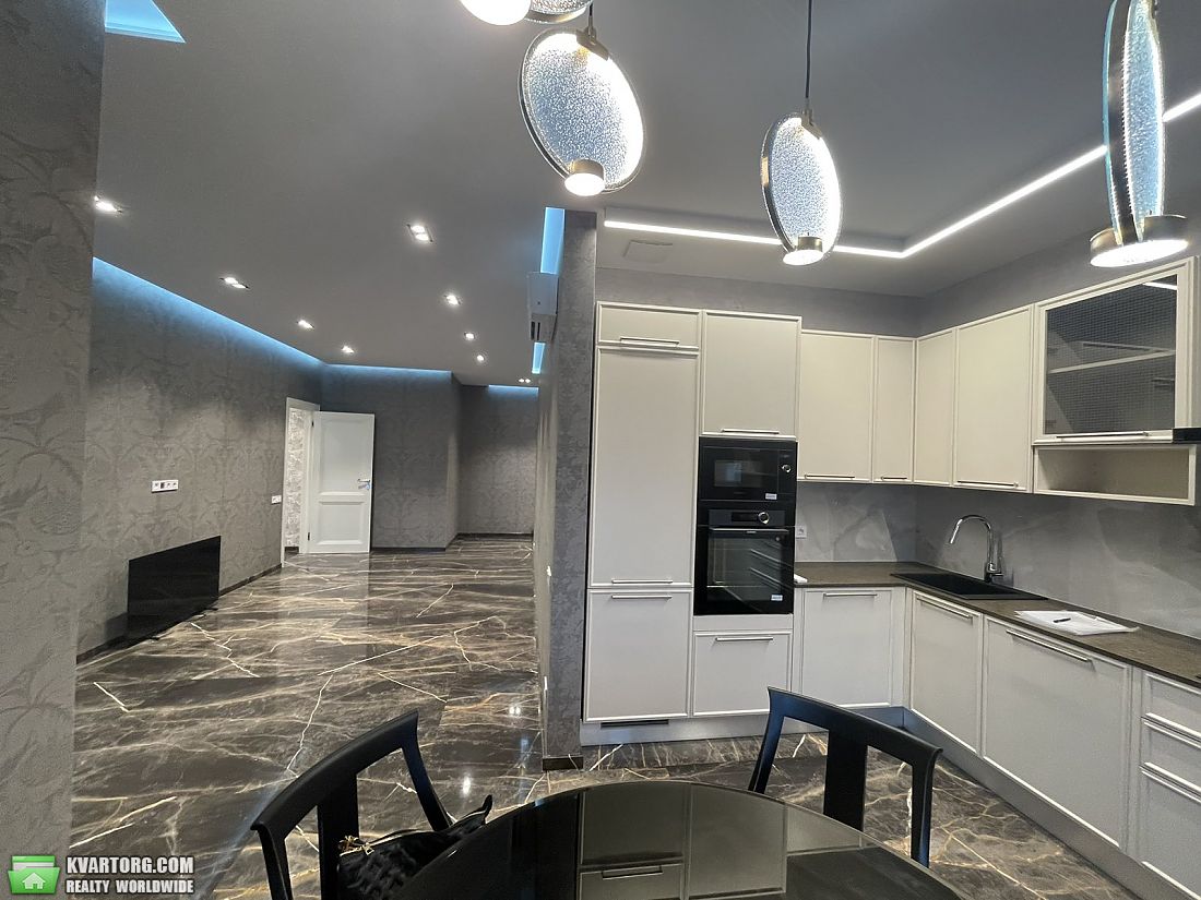 Rent out 3-room apartment. Киев,  Никольско-Слободская — photo 1