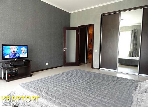 Rent out 3-room apartment. Одесса, Французский бульвар — photo 2