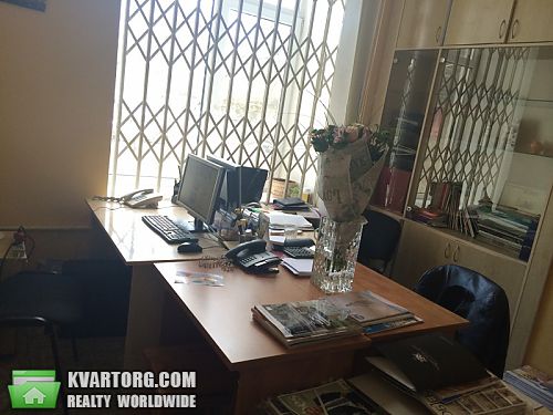 Rent out office. Киев, костельная — photo 2