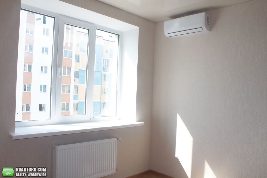 Sell 2-room apartment. Киев, Боголюбова — photo 1