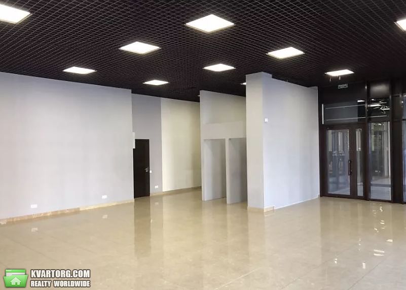 Rent out shop. Киев,  Верхний Вал — photo 3
